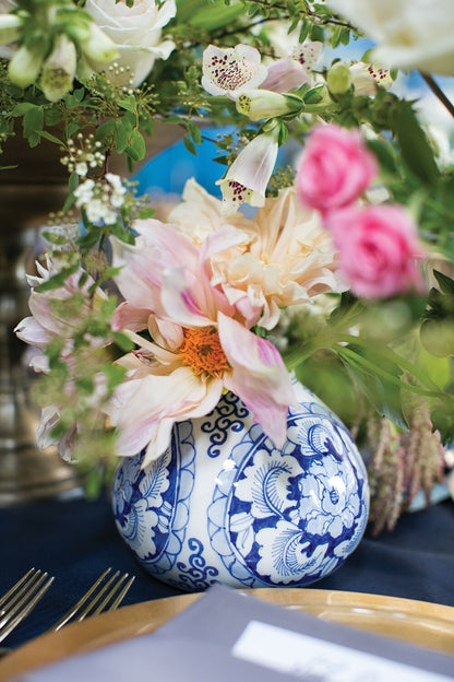 Round White & Blue "Leonor" Vase | Home Decor