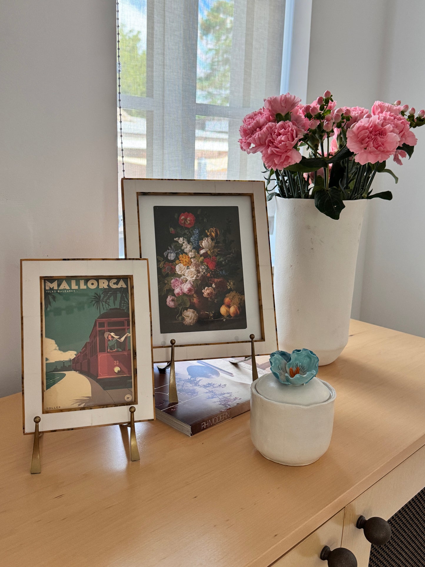Dual Arm Brass Easel Stand| Home Decor