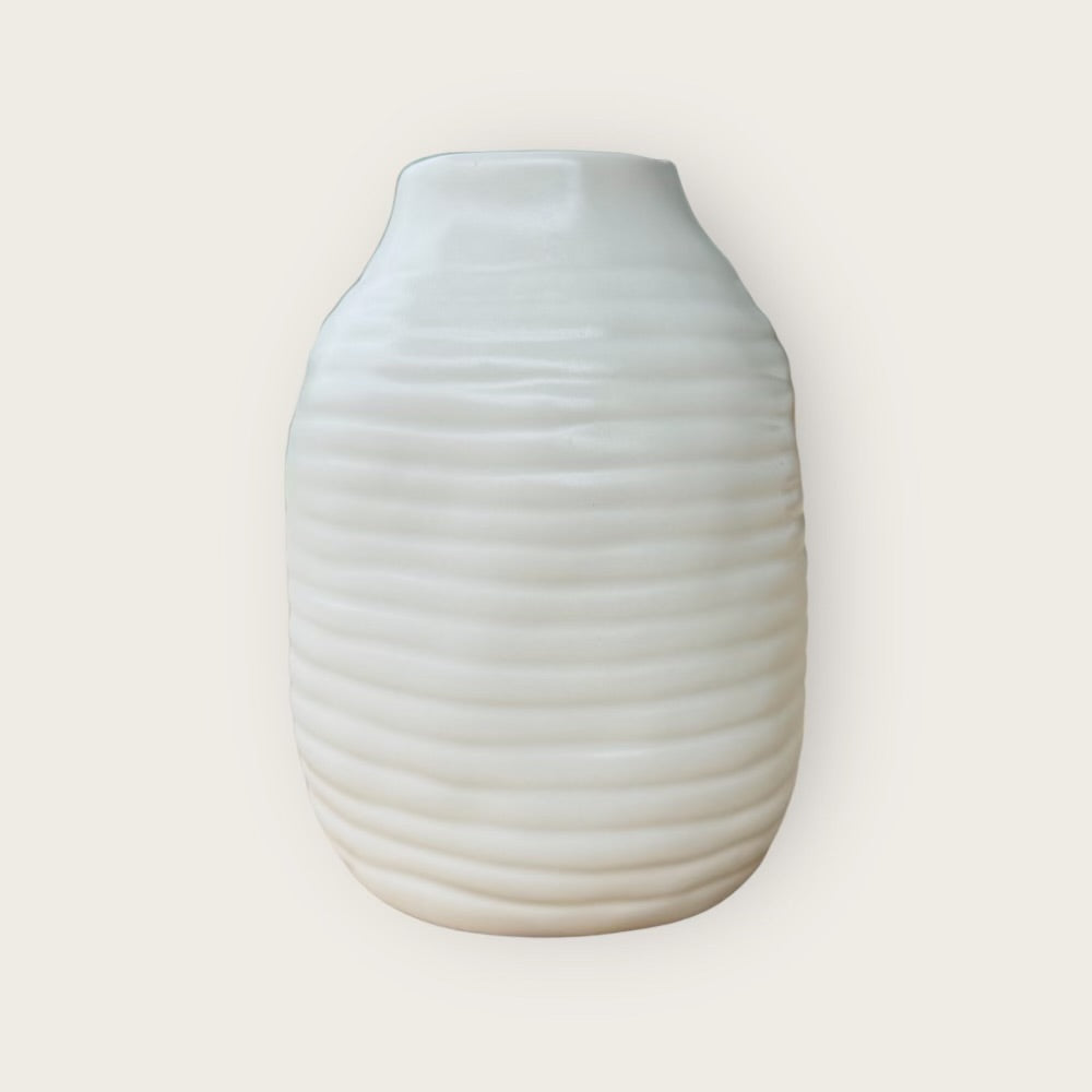 White Ribbed Vase Flower Vase Pot for Home Decor | Style 150. - Rustike Home