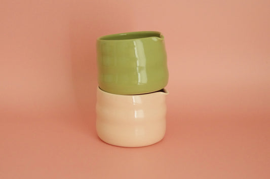 Green Blush Matcha "Wave" 12 oz Bowl with Spout