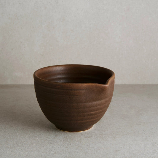 Matte Brown Matcha 12 oz "Yukiwa" Bowl with Spout