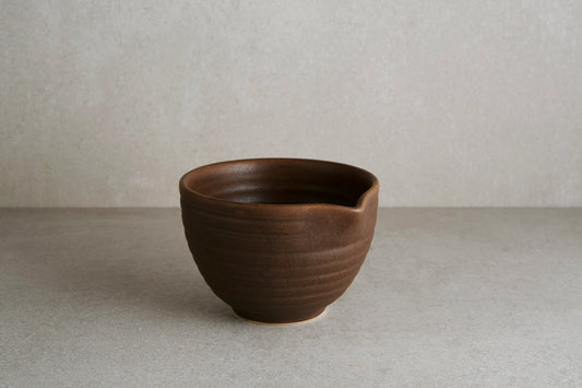 Matte Brown Matcha 12 oz "Yukiwa" Bowl with Spout