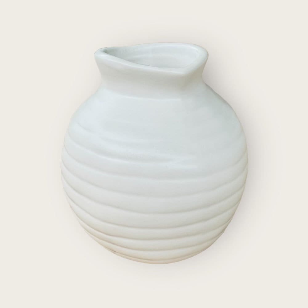White Ribbed Vase Flower Vase Pot for Home Decor | Style 150. - Rustike Home